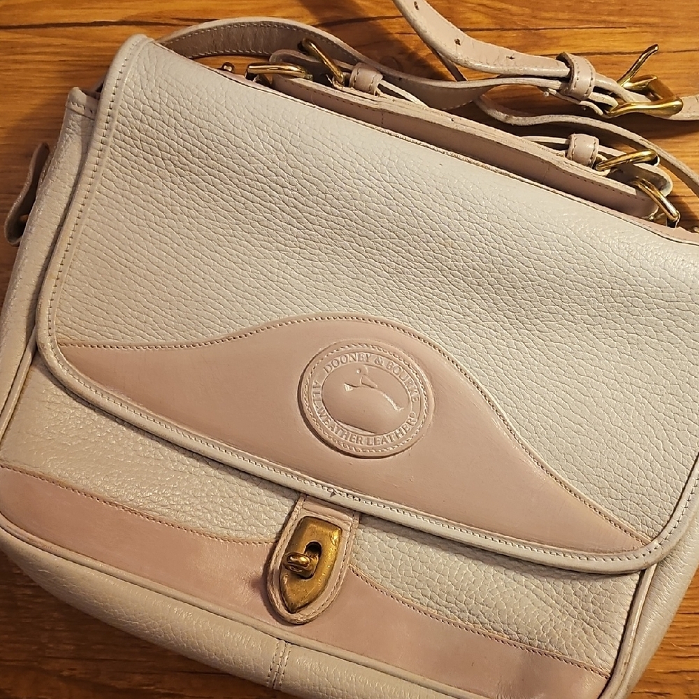 Rare Dooney & Bourke Cream and Light Pink Crossbody Bag - READ description - Picture 9 of 12